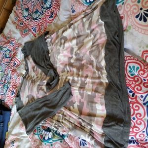 Camo tunic with side pockets
